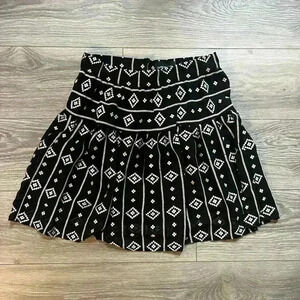 Sabina Musayev A Line Drop Waist Pleated Skirt Black and White Size M